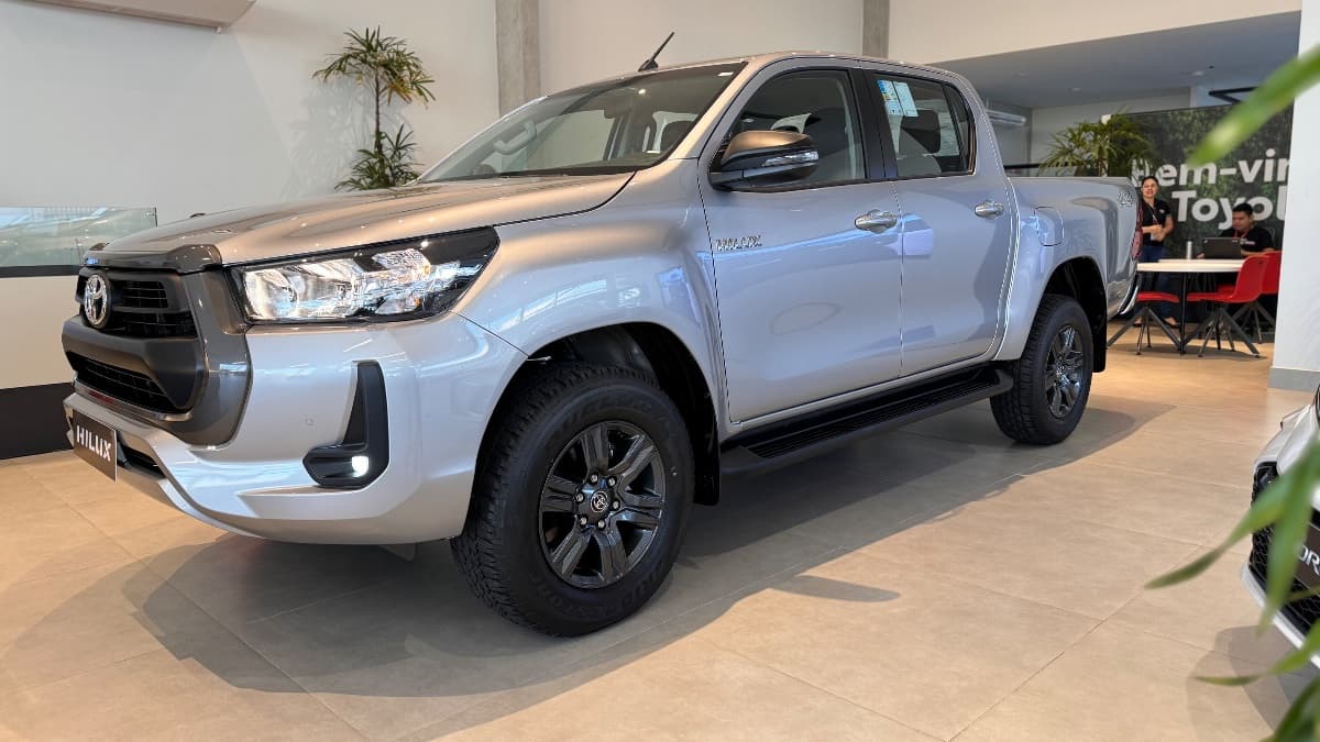 Toyota Hilux SR 4x4 Diesel SR 2026